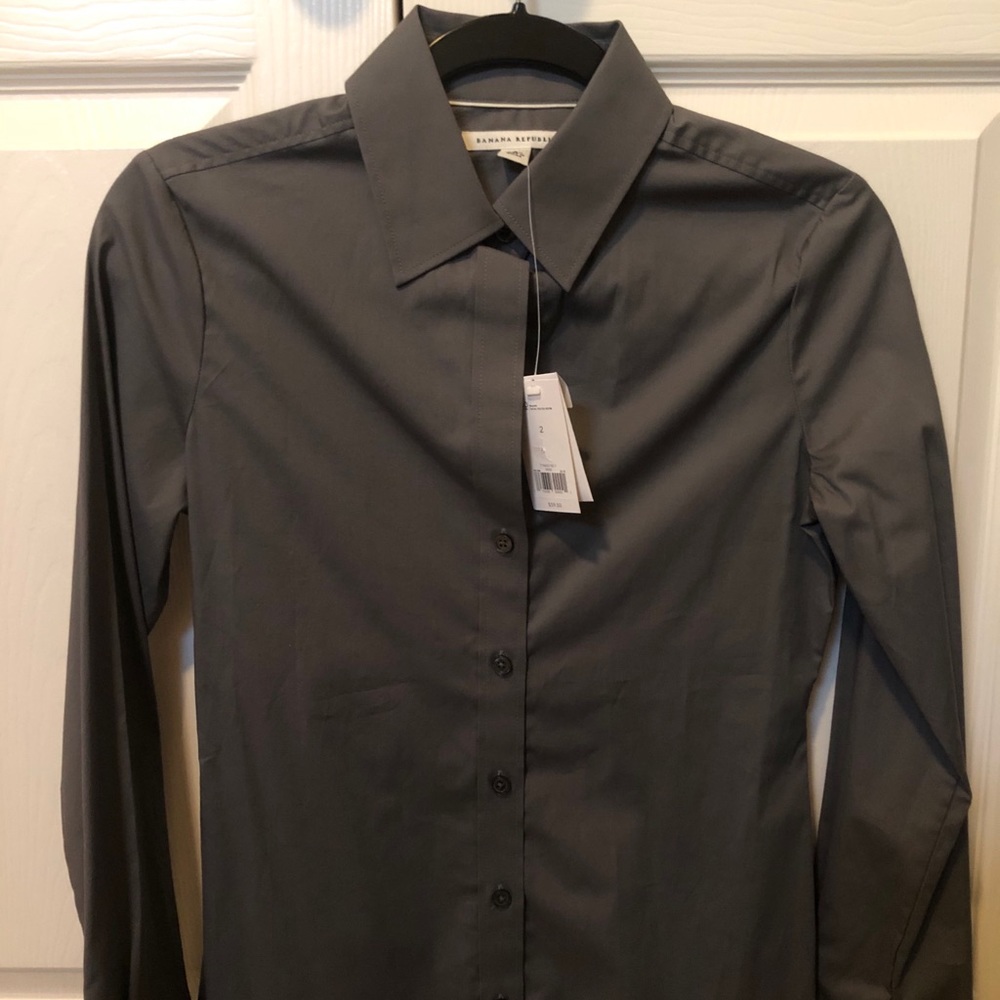 NWT Banana Republic dark gray stretch button down